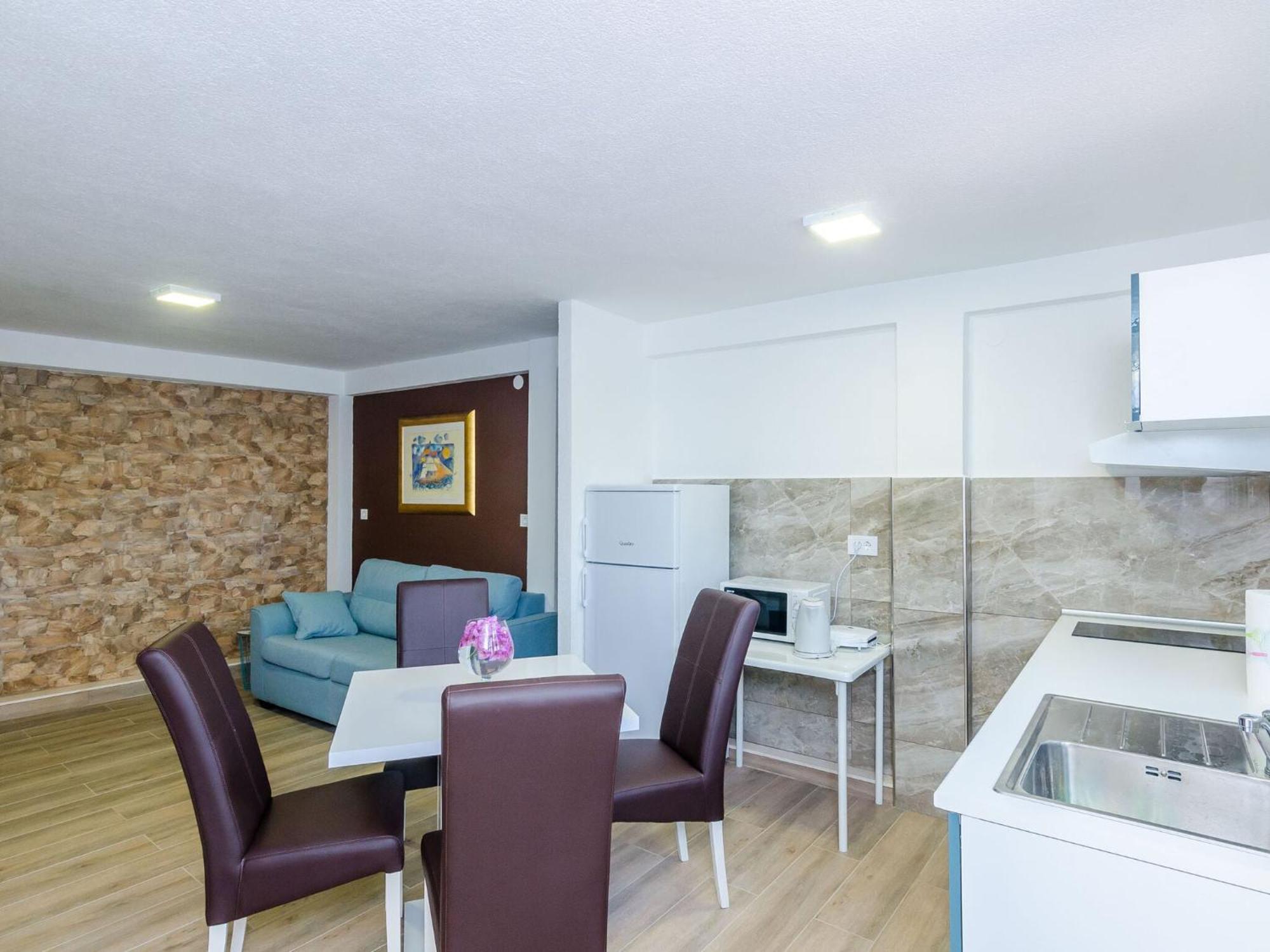 Apartments Paula - One Bedroom Apartment With Shared Terrace Dubrovnik Exterior photo